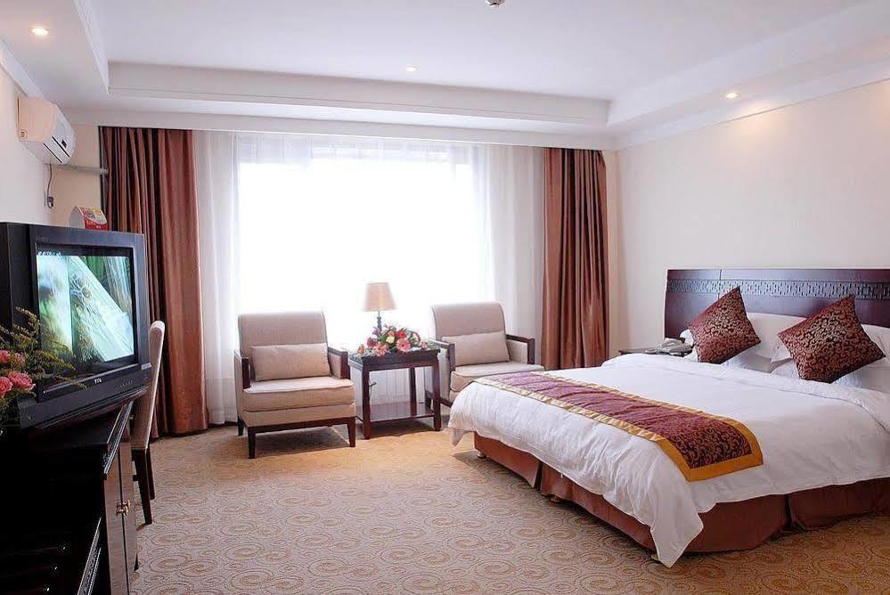 Super 8 Hotel Xian Da Yan Ta ภายนอก รูปภาพ